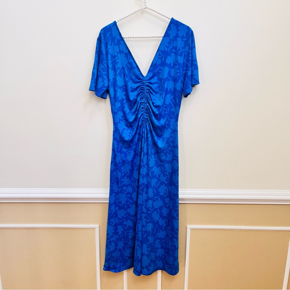 Michael Kors Blue Floral Ruched Flutter Sleeve Midi Dress - Picture 10 of 13
